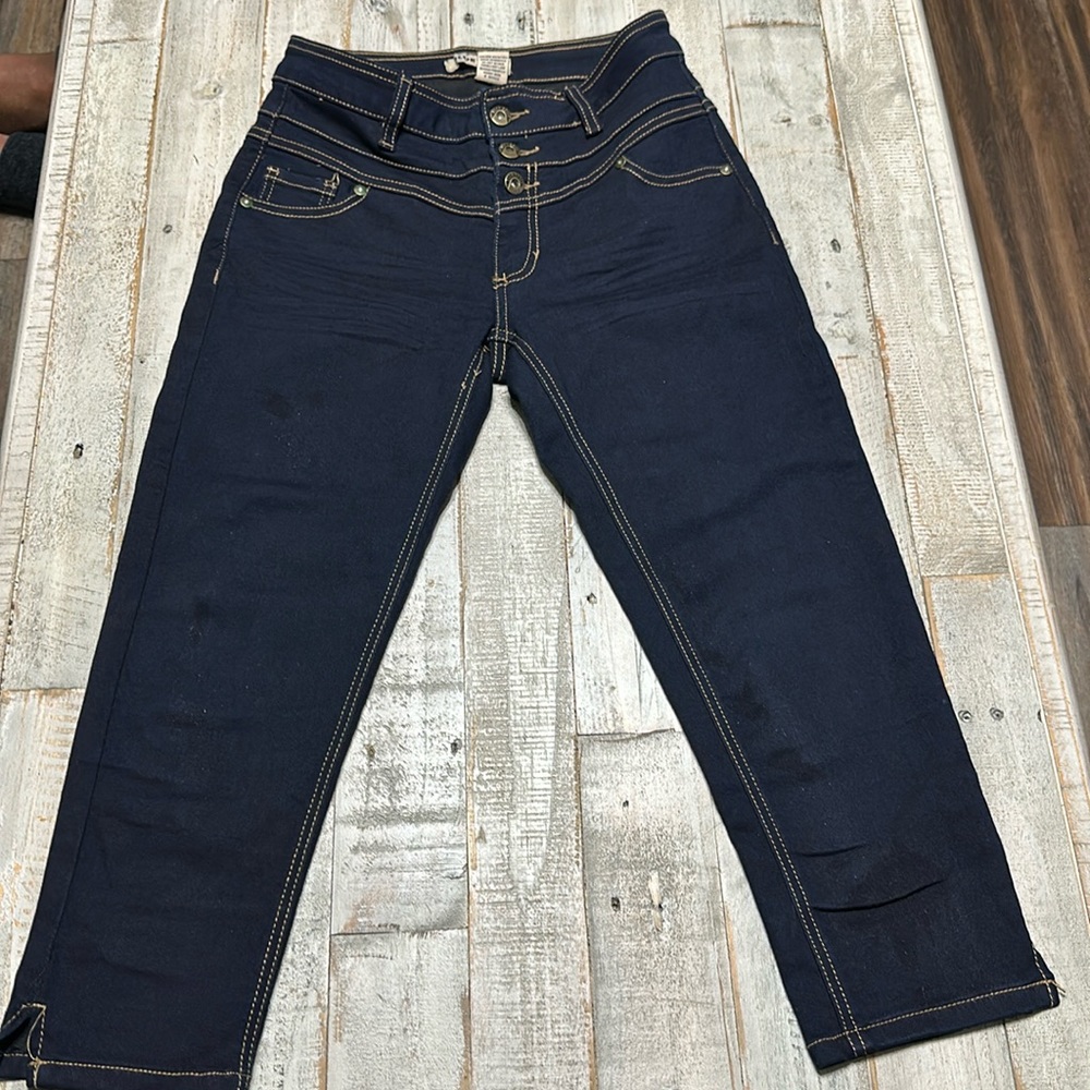 Blue Spice Capris size 5/6, dark blue, soft jean stretch